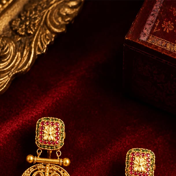 Pazheri Gold & Diamonds Showcase